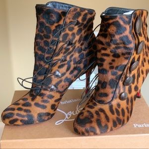Leopard Booton Button Pony Ankle Heels